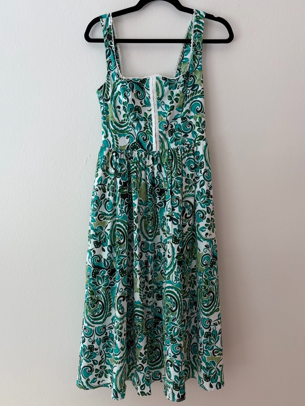 Avec Les Filles Green and White Floral Corset Inspired Midi Dress